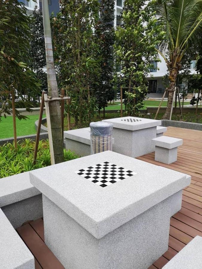 Timurbay Studio Apartment Facing Beautiful Beach Kuantan Exterior photo